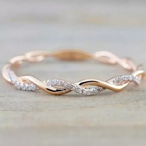 Rose Gold Delicate Twisted Eternity Band